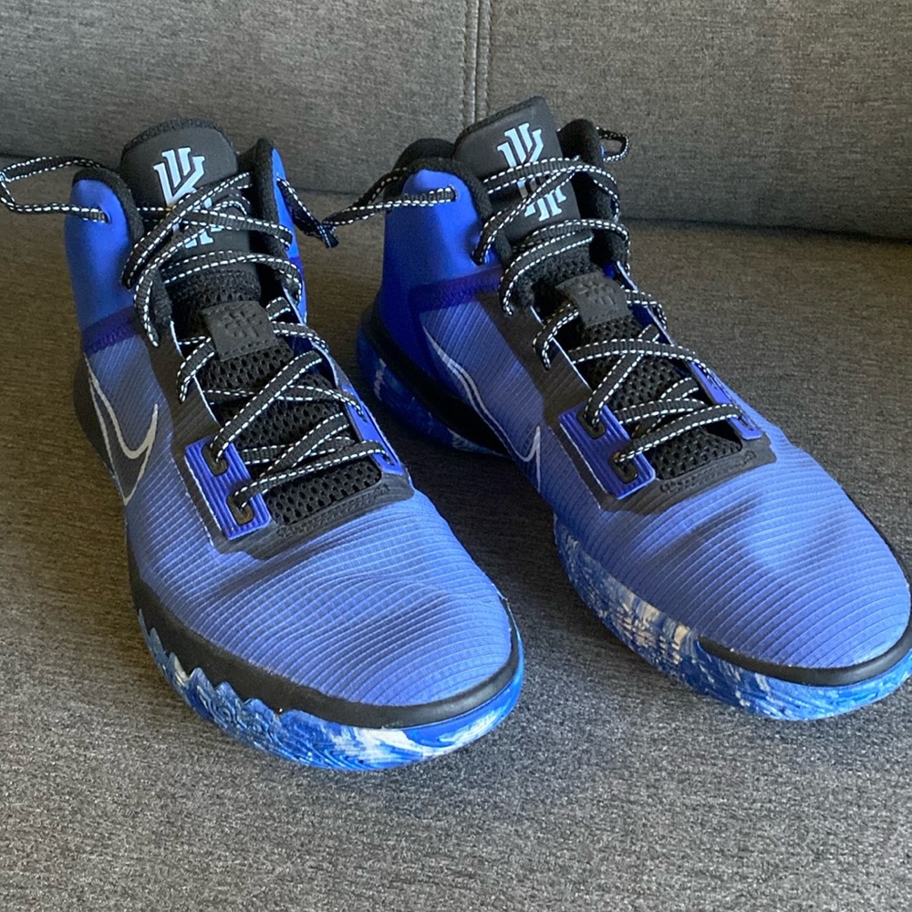 Authentic Nike Kyrie Irvine Flytrap 4 ‘racer blue’